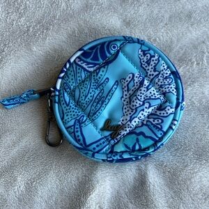 lug Circle Coin pouch in “Sealife Blue”